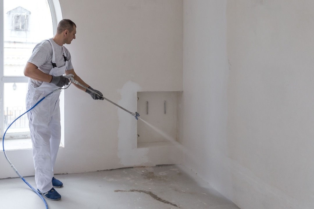 How to Spray Plaster with an Airless Machine: Step-by-Step Guide